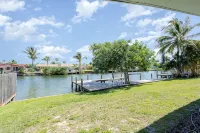 Newly remodeled. Waterfront. 7 min walk from the beach! - 4-نجوم