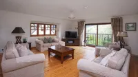 Ivy Cottage, Balnaguard Detached Cottage with Off Street Parking. - 3-نجوم