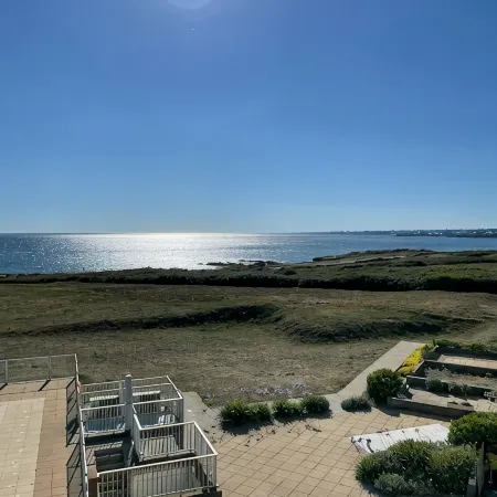 New "Le 209" with magnificent SEA VIEW, swimming pool and balcony