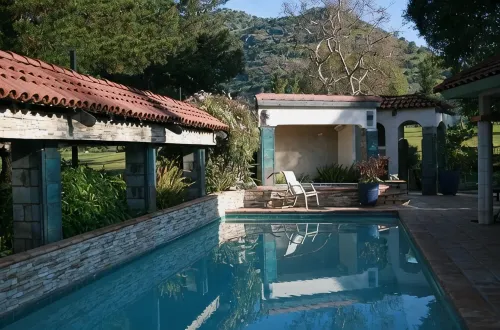 Three bedroom/three bath resort style home with saltwater pool and spa - Swimmingpools