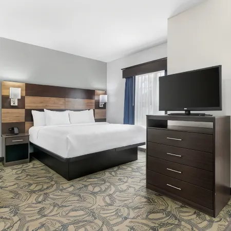 MainStay Suites Madison Airport