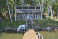 Charming 2BR Lakefront Cottage on Serene Cobbossee w/ Kayaks, A/C - WiFi