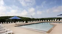 Pine Cone Cottage - Swimmingpools