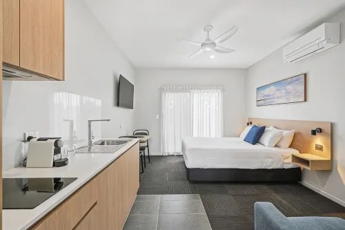Avenue WEST Studio Units - 2-Star