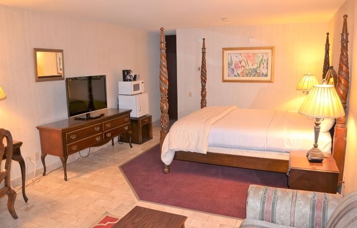Merced Inn & Suites