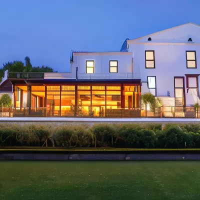 The Alphen Boutique Hotel & Spa Hotel berhampiran Taman Wynberg