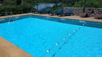 Birch Knoll Motel - Beach