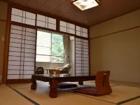 Saihokuso Inn Hotels near Chuzen Temple