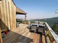 Rustic cabin high in the mountains close to Yellowstone, Tetons and Jackson Hole - Chalets