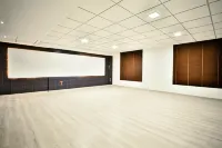 T24 Residency Mumbai International Airport - Business