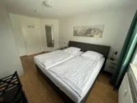 Very close to the sea and km-long sandy beach; bright and quiet on the edge of the forest, balcony - WiFi
