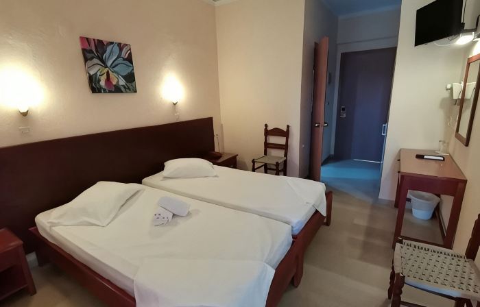 Brati - Arcoudi Hotel