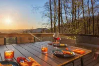 Lux Sunset Smoky Mountain Views! HotTub, GameRm & Theatre -Maggie Valley-Sylva - Bergblick