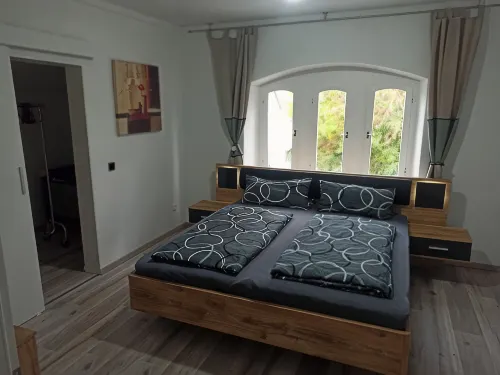 Newly renovated apartment directly at the S-Bahn Hoffenheim 90 sqm