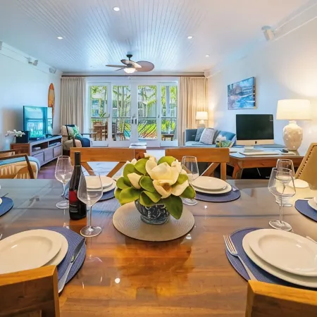 Stunning Corner Villa, Ocean Views from Every Bed