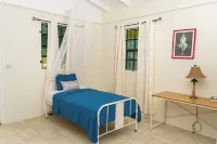 Providence ,Charming 3-bedroom cottage with WiFi and AC in Mahaut. - Wifi