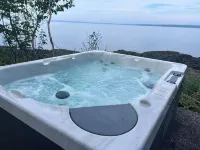 Bay of Fundy Retreat with Oceanfront Hot Tub & Wood-Burning Stove - Wi-Fi