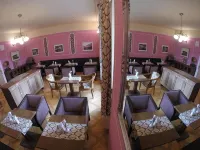 Grand Tábor - breakfast