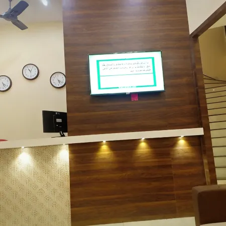 Hotel Central Park Отели в г. Улхаснагар