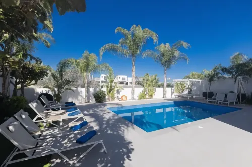 Protaras VIE Bleu Villa Vb2 - Boutique