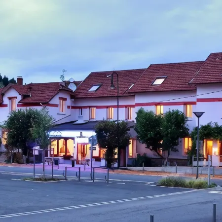 Logis Hôtel & Restaurant des Lacs