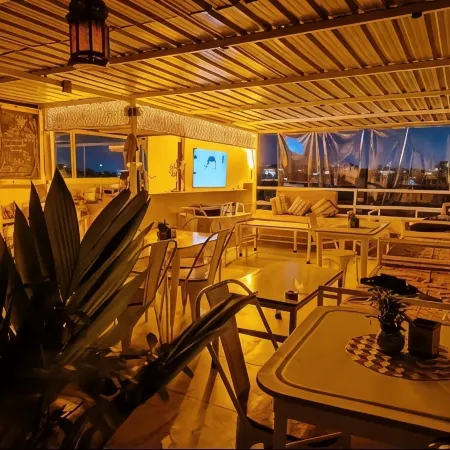 Rising Shemesh Home Stay