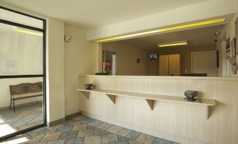 West Ashley Inn
