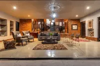 Mount High Luxury Country Estate - Pet friendly