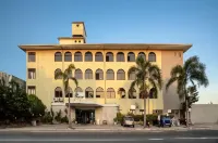 Hikkaduwa Beach Hotel - parking