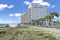 Luxury 4BD/4.5BA Beachfront Condo with Panoramic Views! - Jacuzzi