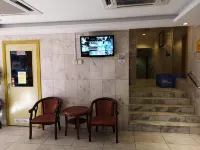 HOTEL AMBASSADOR