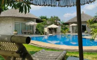 Villa Suerte - Villas