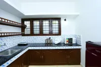 The Solo Apartments Kadavanthra - Condos