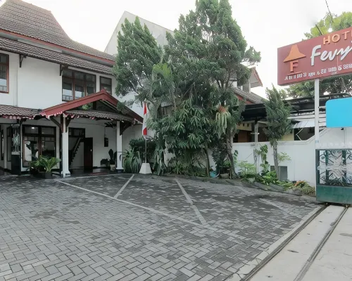 Hotel Fevytra Syariah Hotel a Umbulharjo