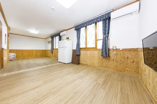 Boryeong (Daecheon) Baekhyeon Pension - Lemmikkieläimet sallittu