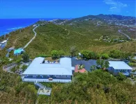 East End Overlook, 3 Acre Ridgetop Estate with Dual Shore Views - Gym