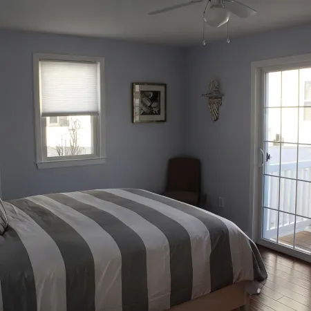 Beach Block - Modern 3BR/2Ba Family Friendly Home