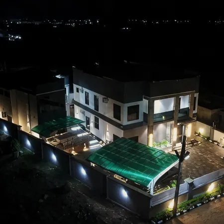 Hotel and Luxury Apartment by Trips