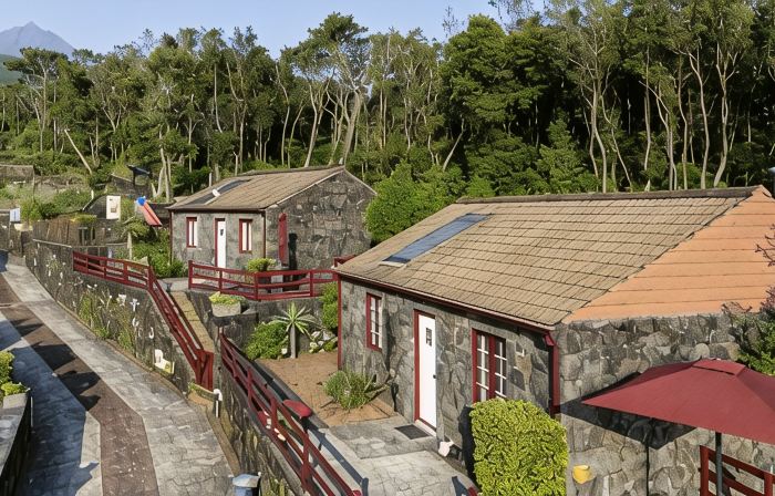 Aldeia Das Adegas