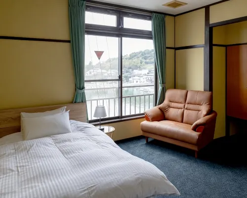 Ichifukuso Hotels in Tara