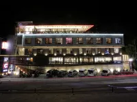 Creative RestArt Hotel by Damn I Love Indonesia Hotels in Cimenyan