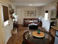 Cabin for two on 160 Acres,less than 20 min from Choctaw Casino Durant OK Hotels in Bryan County