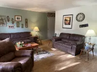 Northwoods Home Getaway w/direct access to ATV/Snowmobile Trails - 2-Star
