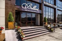 Lazurny Bereg Hotel - ที่มีสระว่ายน้ำ