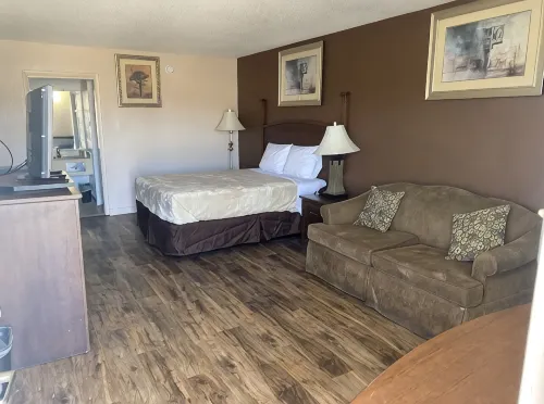 Economy Hotel Montgomery - 2-Star