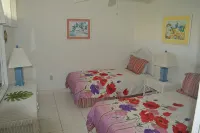 Location, Location, Location!  2BR/2BA, Spectacular Ocean and Pool Views - 2 estrellas