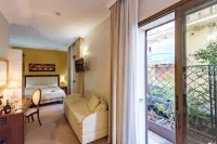 Hotel Flora - balcón