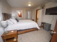 Minutes from downtown Wisconsin Dells and sports and water parks. - Wifi