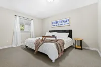 Higgins Hideout *3 minute drive to the beach*