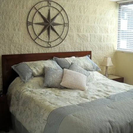 195-295/Night, Oceanfront with 2 Master Suites, Fully Stocked, Amazing View!!!